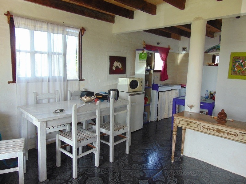 Casa ubicada a una cuadra del mar 